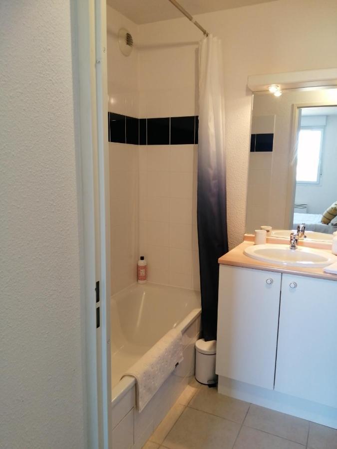 Le Cocon De Marie,Piscine, Balcon, Parking Gratuit, Baignoire Apartment Carcassone Exterior photo